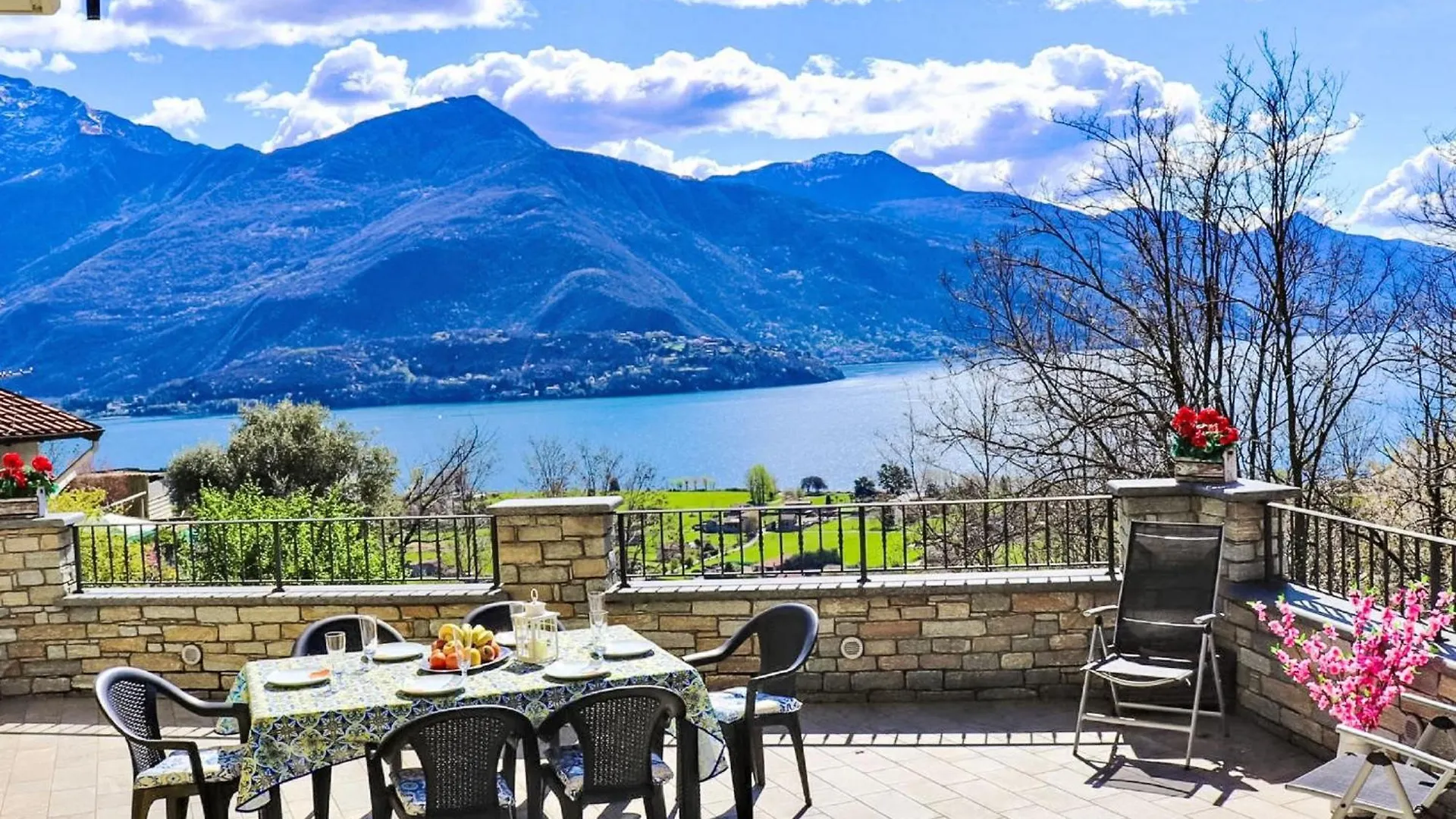 Apartment Raggio Di Sole Apartment B By Interhome Consiglio di Rumo 0*,  Italien