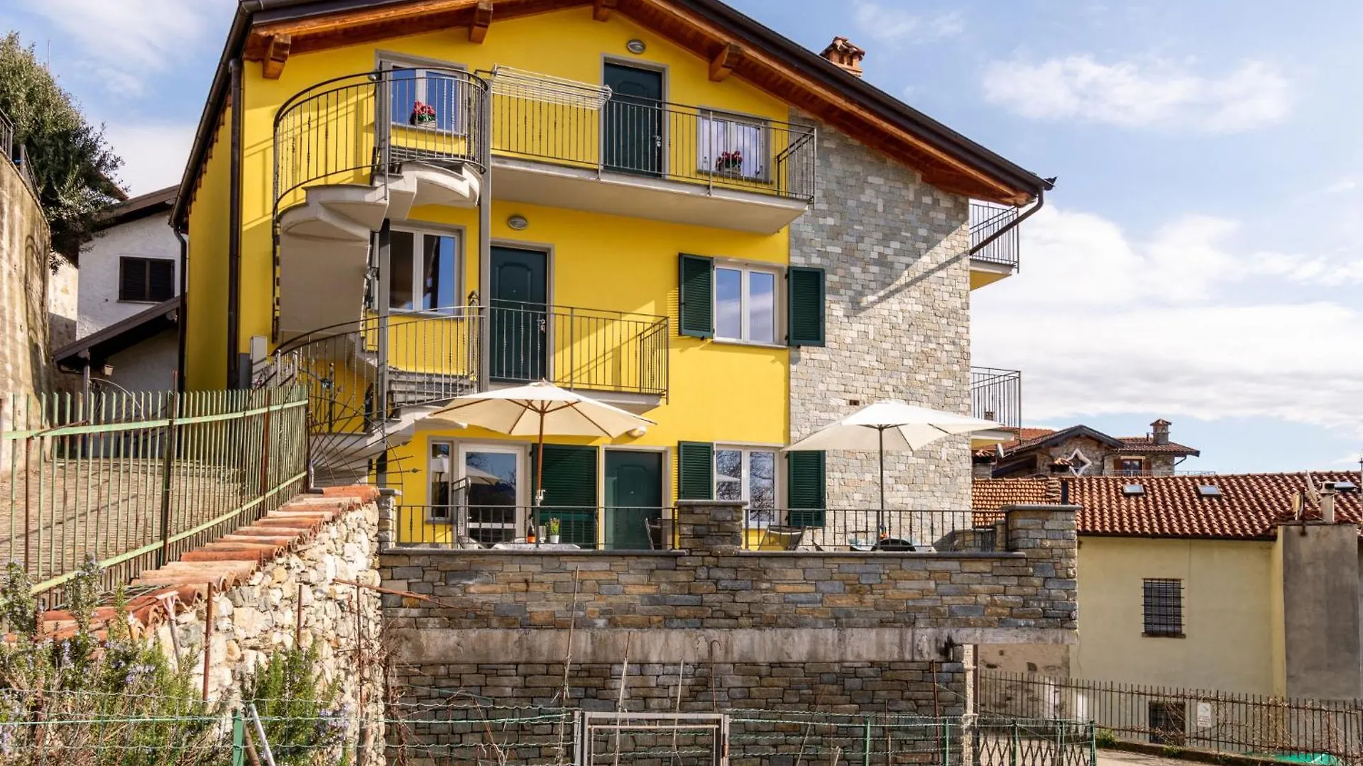 Apartment Raggio Di Sole Apartment B By Interhome Consiglio di Rumo