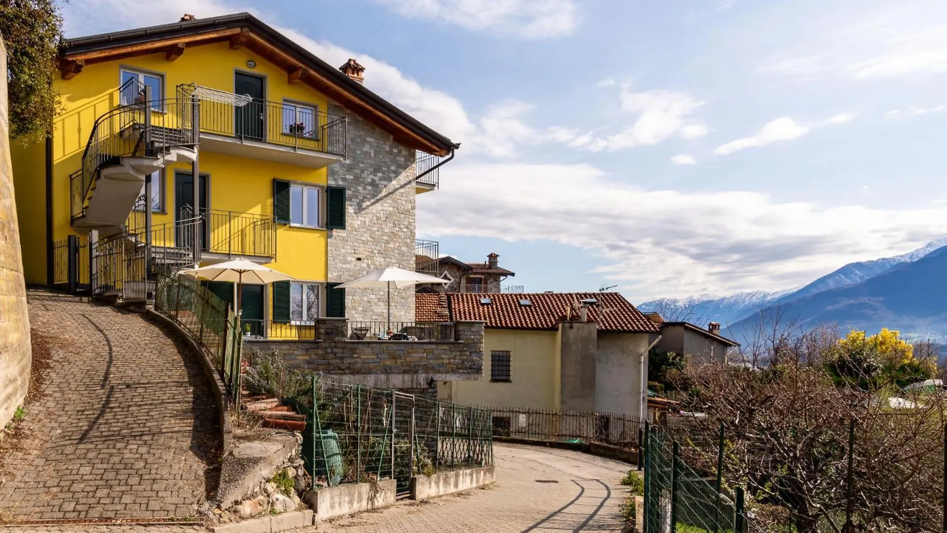 Apartment Raggio Di Sole Apartment B By Interhome Consiglio di Rumo 0*,